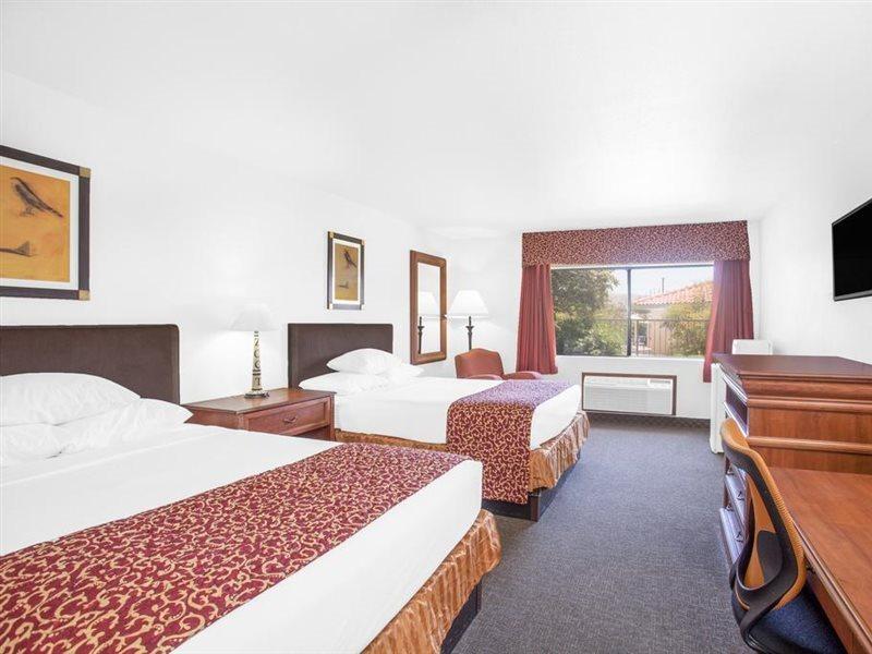 Ramada By Wyndham Barstow Hotel Ngoại thất bức ảnh