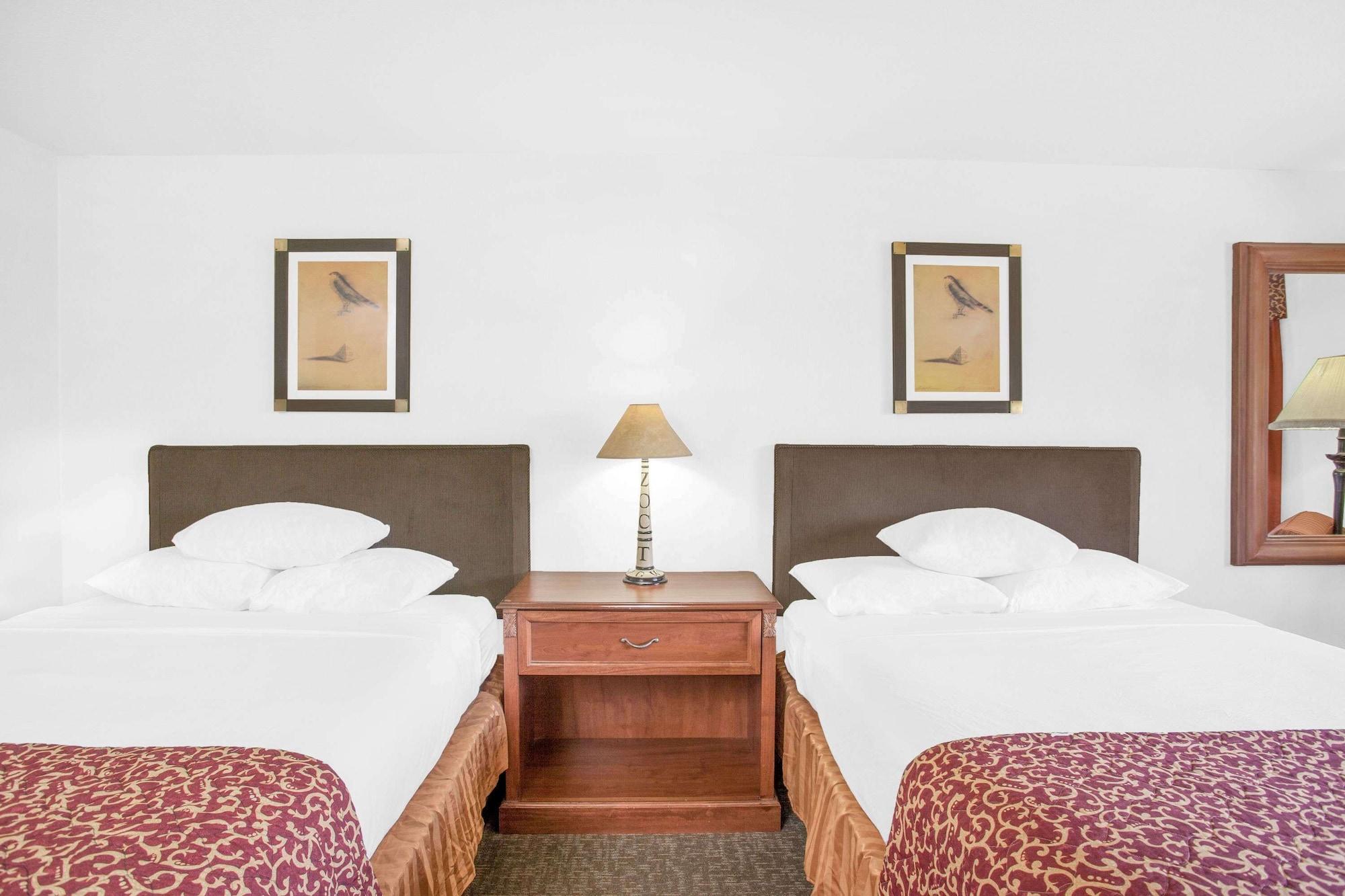 Ramada By Wyndham Barstow Hotel Ngoại thất bức ảnh