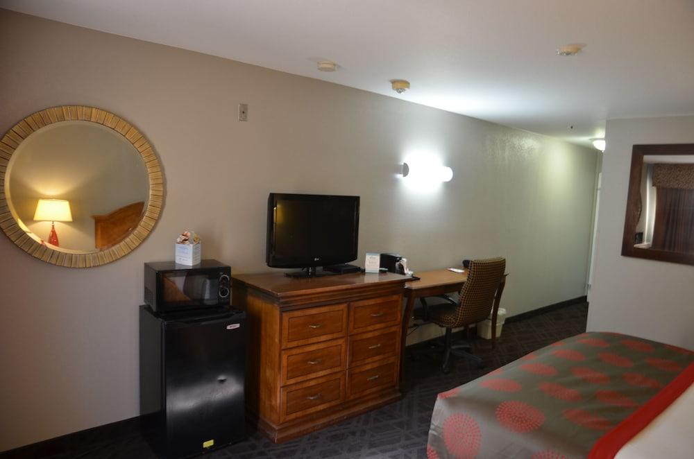Ramada By Wyndham Barstow Hotel Ngoại thất bức ảnh