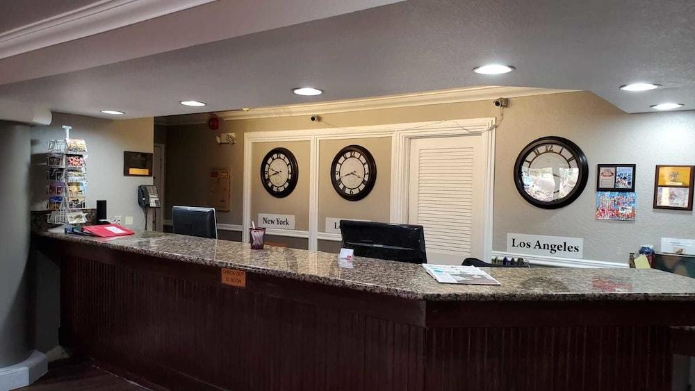 Ramada By Wyndham Barstow Hotel Ngoại thất bức ảnh